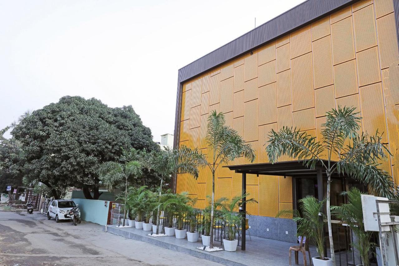 Fabhotel Oasis Yellow Courtyard Bhopal Zewnętrze zdjęcie